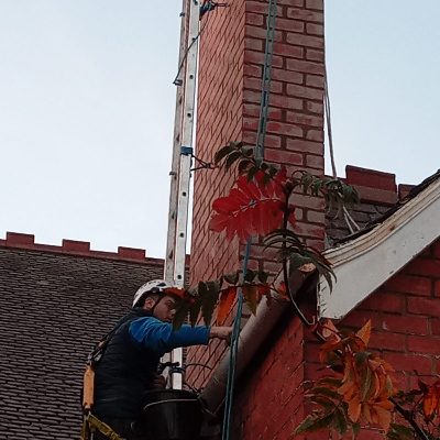 High Gutter Cleaning Edinburgh Using Rope Access